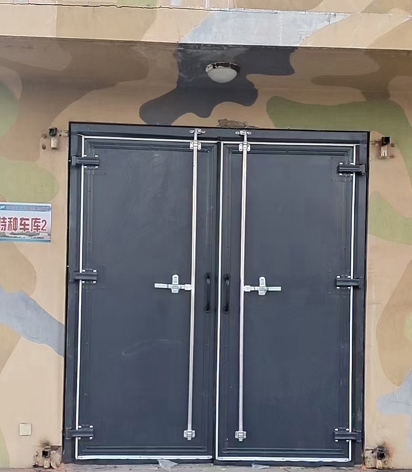 伊宁市工业平开门