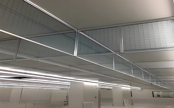 伊宁市玻璃挡烟垂壁