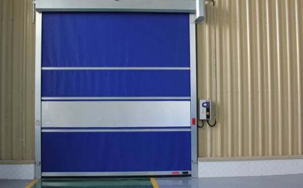 选择伊宁市快速伊宁市卷帘门时的注意事项