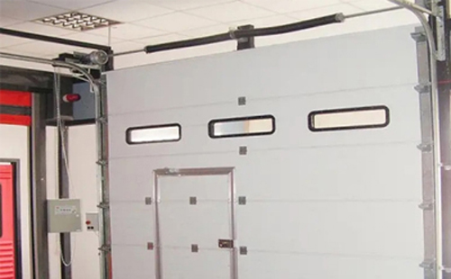 伊宁市工业提升门的安装方法